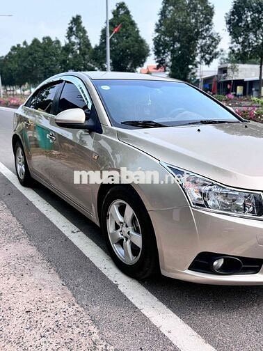 Chevrolet Cruze Vàng cát