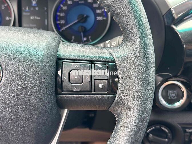 Toyota Hilux 2016 3.0AT 4WD 70000 km 1 Chủ