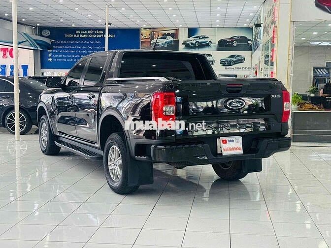 Ford Ranger XLS 4x2AT 2022 Đen