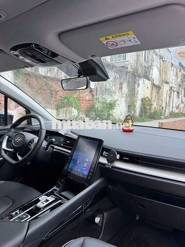 Hyundai Custin 2.0 Turbo Đen