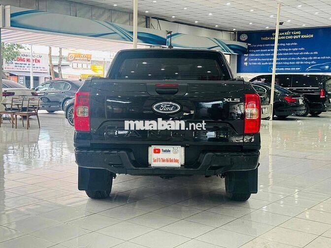 Ford Ranger XLS 4x2AT 2022 Đen