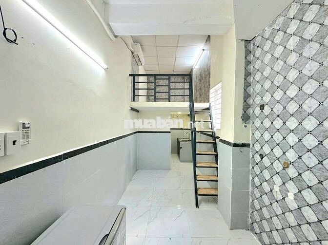 Phòng Trọ Đẹp Sẵn Máy Lạnh 3tr2 Ở Ngay Có Thang Máy - Khu Tên Lửa 📍