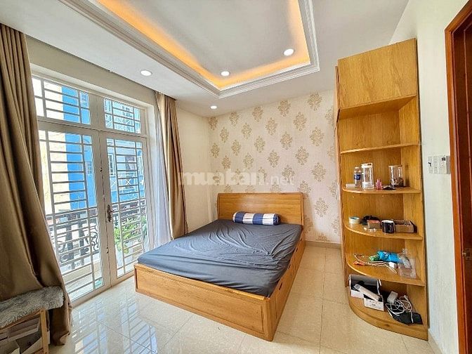 FLASH SALE ƯU ĐÃI SẬP SÀN , NHÀ QUẬN 1 KHU VỰC DÂN TRÍ CAO , CHỈ 2 TỶ3