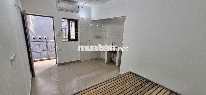 Nhà 7 tầng ngõ 10 Tôn thất tùng và 7 Thái Hà giá 2tr đến 4,8tr