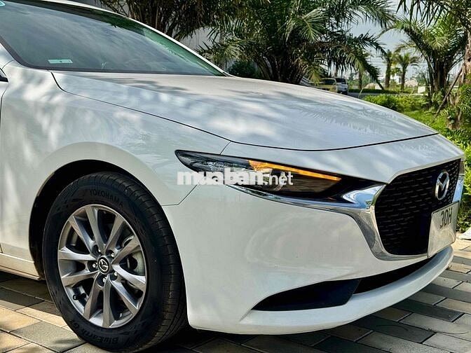 Mazda 3 2022 1.5 Deluxe Trắng 3v km siêu mới ✅
