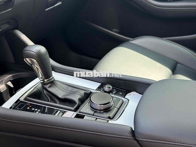Mazda 3 2022 1.5 Deluxe Trắng 3v km siêu mới ✅
