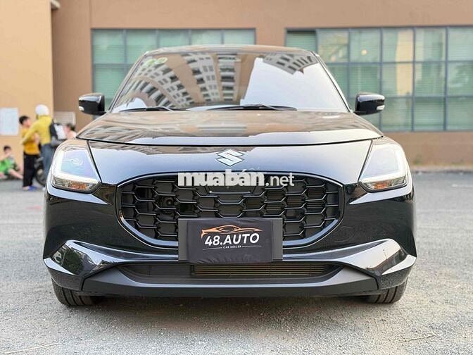 Suzuki Swift Hybrid 2025 siêu lướt 2.000 km