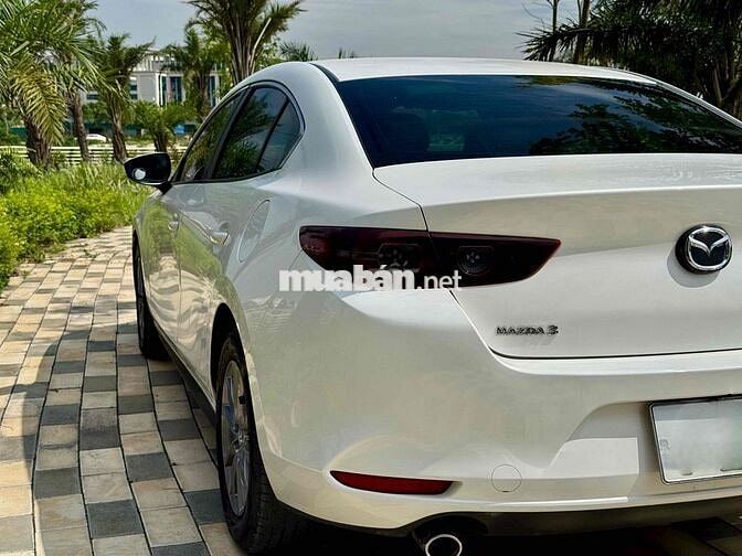 Mazda 3 2022 1.5 Deluxe Trắng 3v km siêu mới ✅
