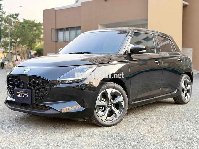 Suzuki Swift Hybrid 2025 siêu lướt 2.000 km