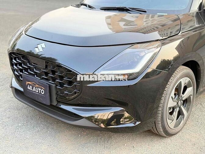 Suzuki Swift Hybrid 2025 siêu lướt 2.000 km