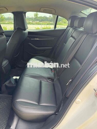 Mazda 3 2022 1.5 Deluxe Trắng 3v km siêu mới ✅