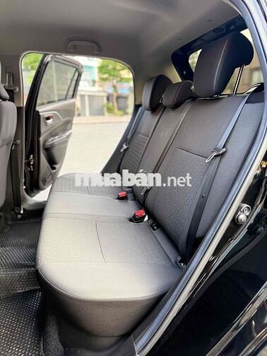 Suzuki Swift Hybrid 2025 siêu lướt 2.000 km