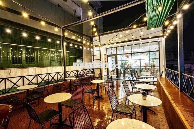 Mặt Tiền Nguyễn Tri Phương - Đoạn Tập Trung Thương Hiệu - Quận 10