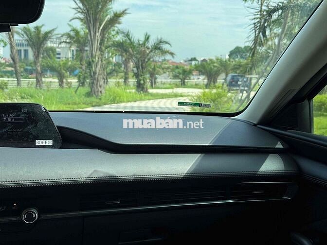 Mazda 3 2022 1.5 Deluxe Trắng 3v km siêu mới ✅