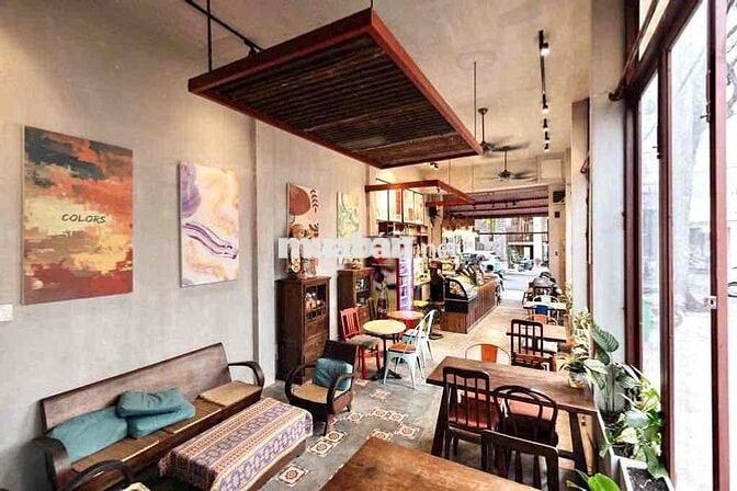 Mặt Tiền Nguyễn Tri Phương - Đoạn Tập Trung Thương Hiệu - Quận 10