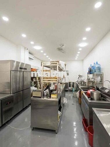 Sang nhượng mặt bằng kinh doanh sạch đẹp - 12.5tr/tháng
