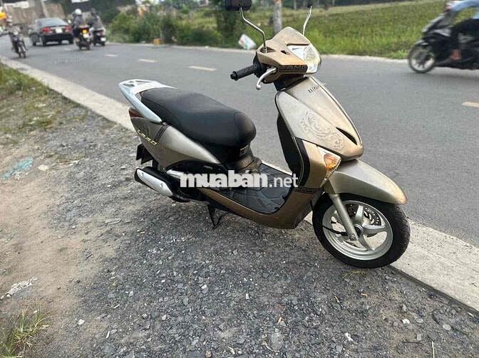 Honda Lead 2012 Vàng đồng