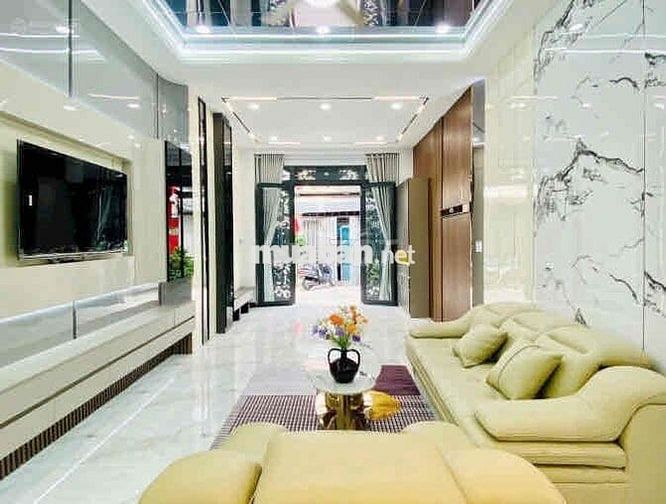 Chị Mến cần bán gấp nhà Bình Thạnh. Đã có sổ