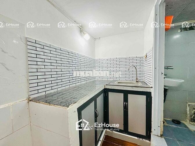Phòng trọ sinh viên gác 1m8 Ngay Kinh Dương Vương-Hậu Giang-Gia Phú