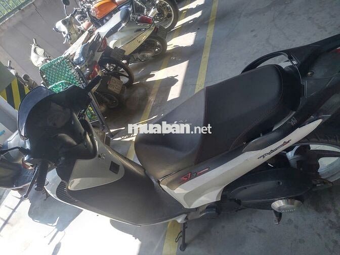 Honda SH màu Trắng đã sử dụng