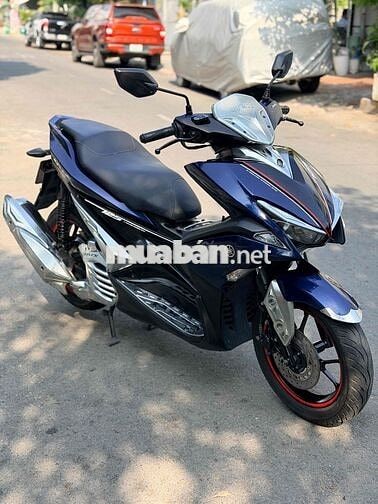 Yamaha NVX 2017 Xanh đen