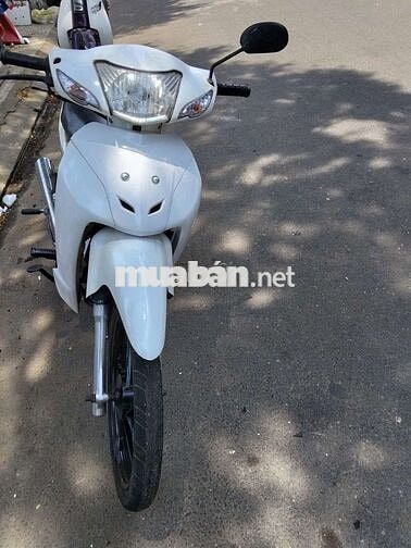 Honda Wave màu Trắng