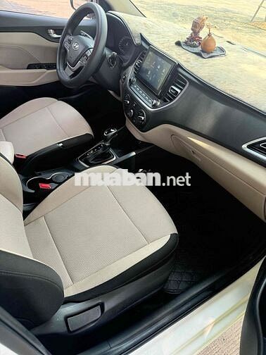 Hyundai Accent 2022 AT Trắng 48.000 km