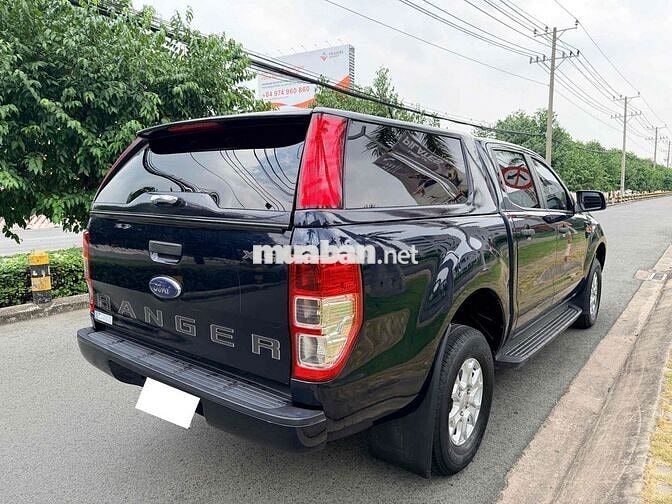 Ford Ranger XLS 2020 Xanh đen