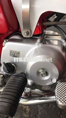 Honda Super Cub Đỏ trắng
