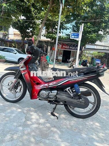 Yamaha Sirius Đỏ đen