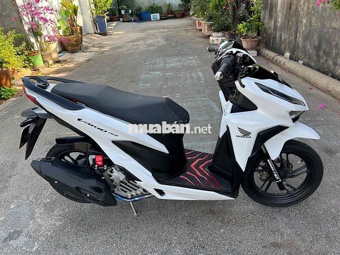 Honda Vario 150 Trắng đen