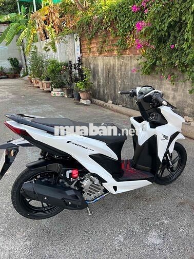Honda Vario 150 Trắng đen