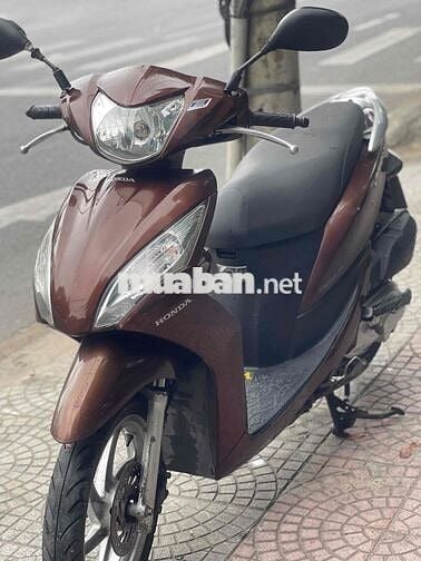 Honda Vision màu Nâu 43