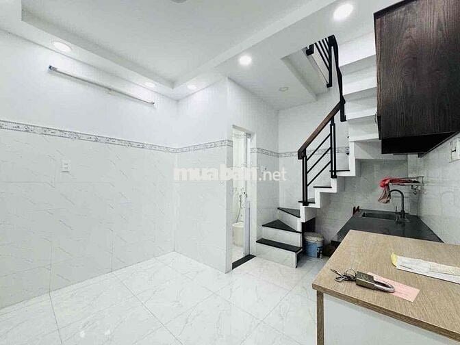 Cần bán gấp nhà ở Thành Thái Quận 10 Hồ Chí Minh