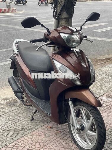Honda Vision màu Nâu 43