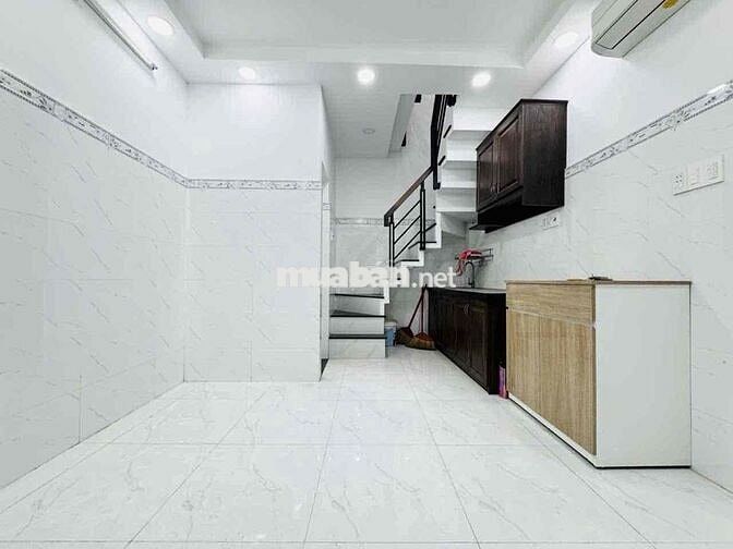 Cần bán gấp nhà ở Thành Thái Quận 10 Hồ Chí Minh