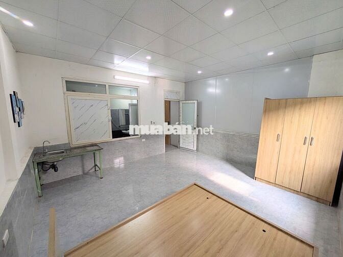 2,5-3,5tr/ phòng , phòng đẹp, oto đỗ cửa gần ĐH Công Nghiệp, CD FPT