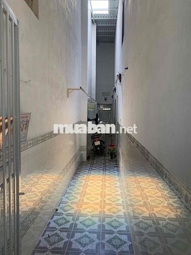 Nhà mới 2pn có nội thất KDC Hưng Phú 2