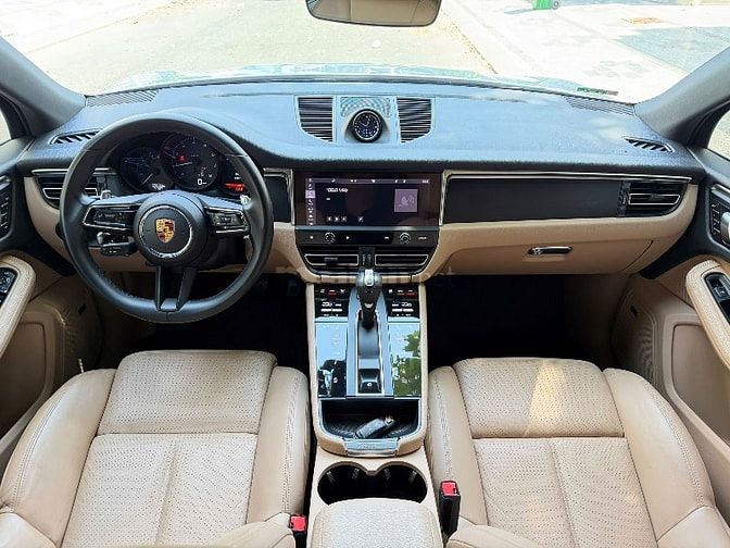 PORSCHE MACAN 2022 - Xe như mới!