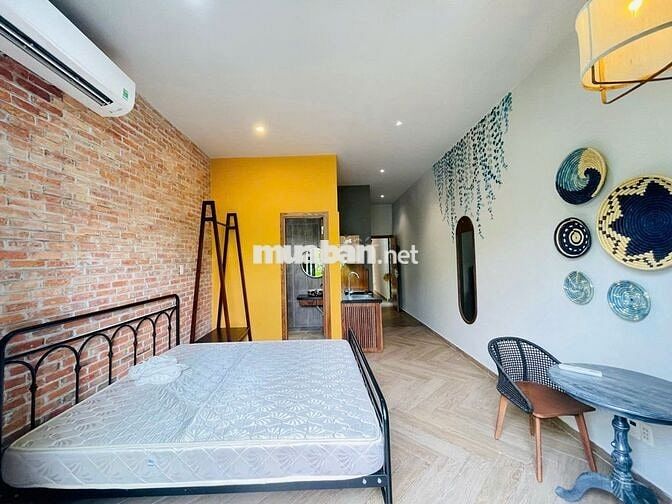 CĂN HỘ FULL NỘI THẤT BAN CÔNG NGAY CẦU TIÊN SƠN 