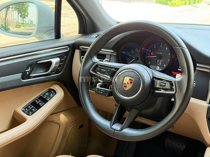 PORSCHE MACAN 2022 - Xe như mới!