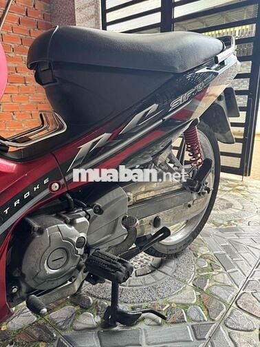 Yamaha Sirius Đỏ đen Zin