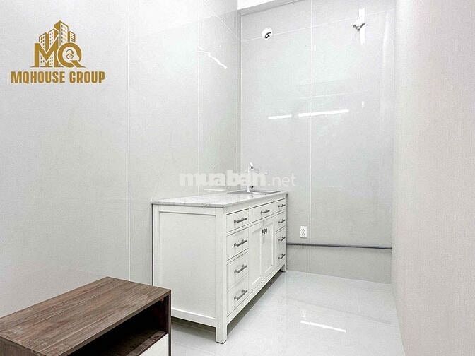 KHAI TRƯƠNG 2PN BAN CÔNG NGAY MẶT TIỀN ĐƯỜNG HỒNG BÀNG