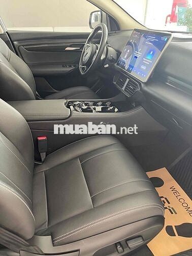 Xe điện Vinfast VF8 Eco 2023 Xám