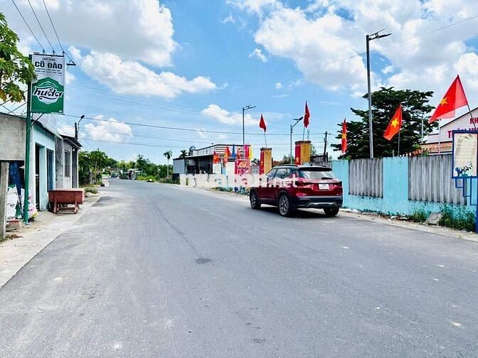 GÓC 2 MẶT TIỀN ĐƯỜNG NHỰA 10,5M GẦN 400m2 NGAY SÁT QL 1A, GIÁ SIÊU TỐT