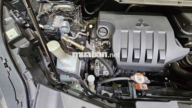 Mitsubishi Xpander Cross 2023 1.5L Xám nâu