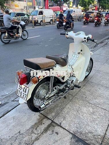 Honda Cub 50cc 2018 Trắng Đã sử dụng