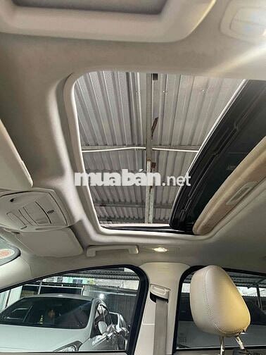 Ford Titanium Xám Tự động