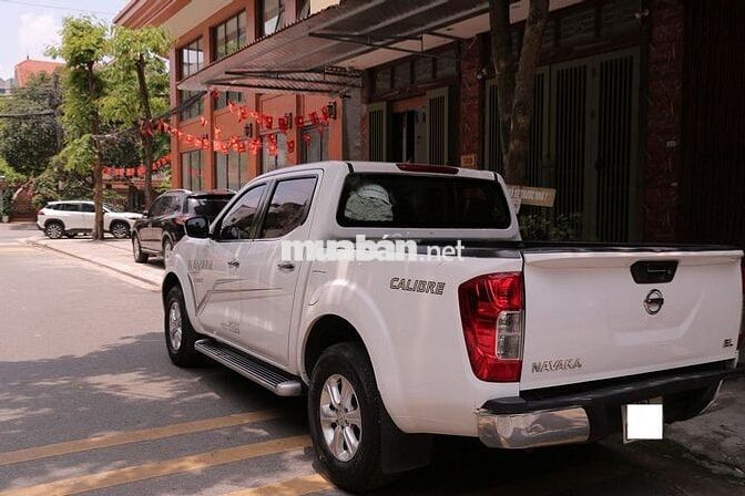 Nissan Navara 2017 Trắng
