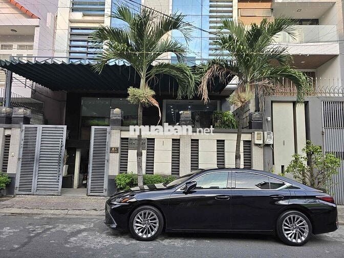 Lexus ES250 2022 Đen 70000 km